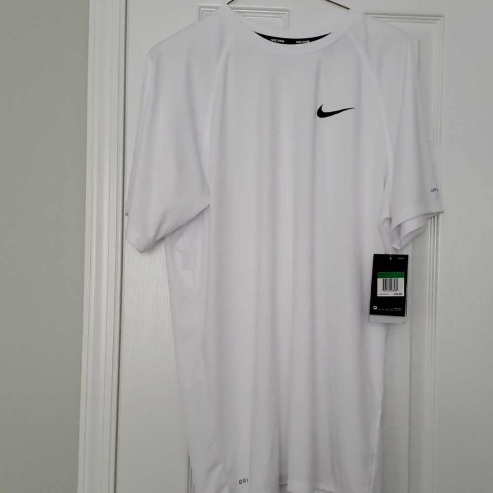 Nike Men's White Tee Shirt Large $34 tags G59